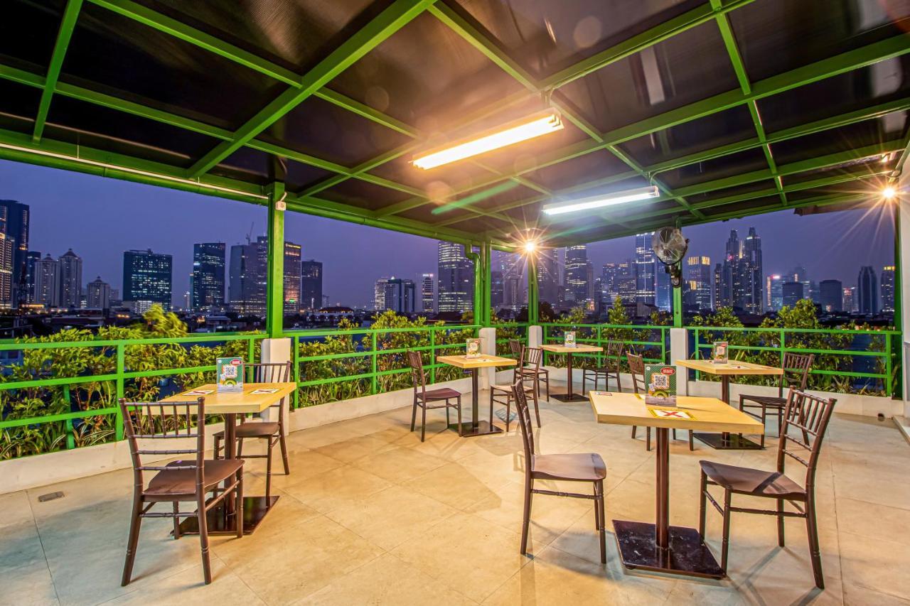 De 80'S Genteng Ijo Jakarta Luaran gambar